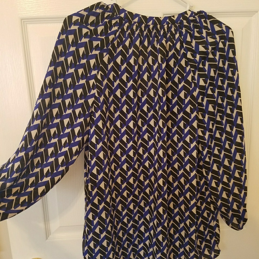 Pattern blouse - Picture 2 of 5